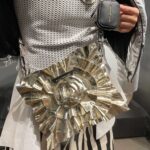 Gold Lederblume StyleCOVER an Katy's Bag1 Katy Mercury